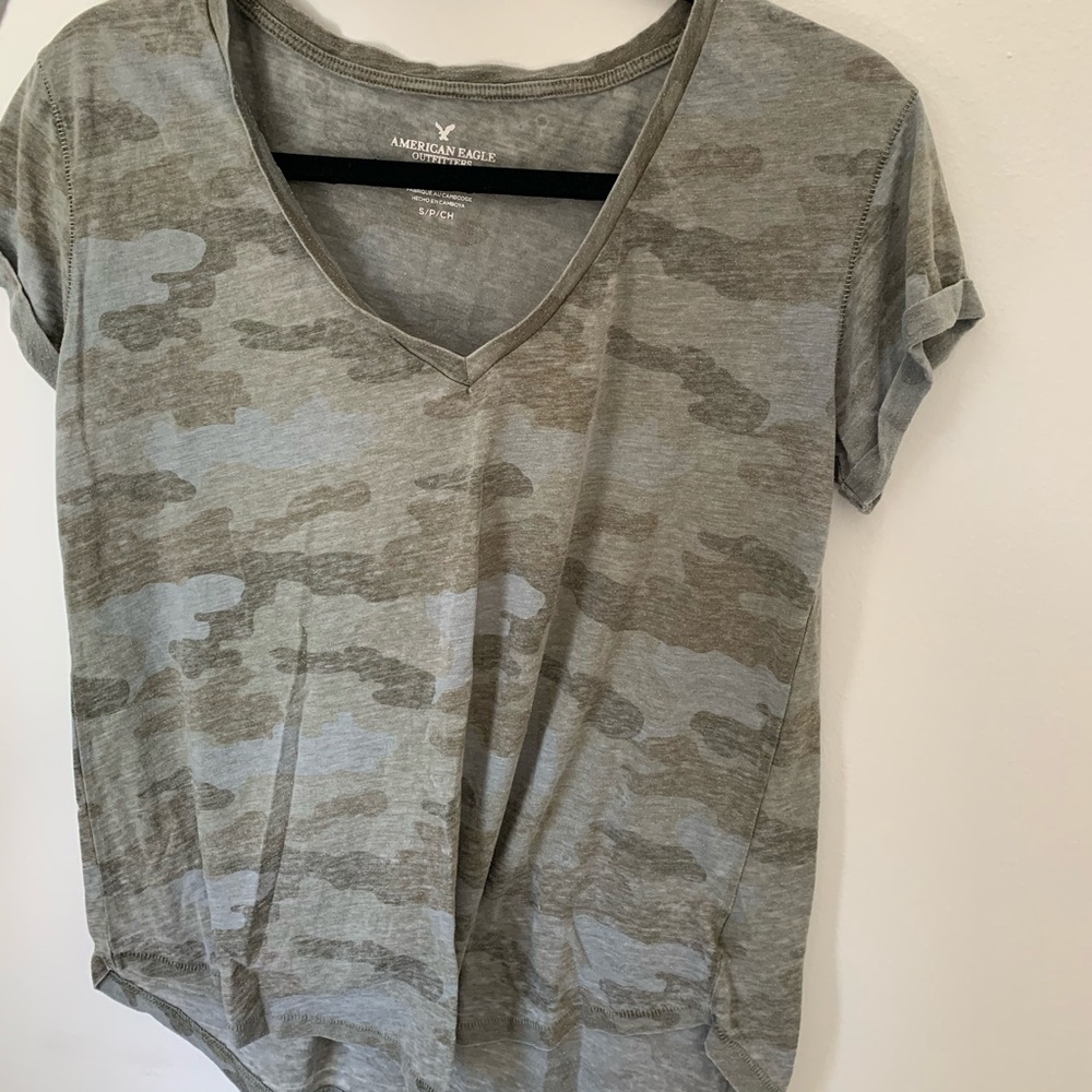 American Eagle Camo V-Neck T-Shirt